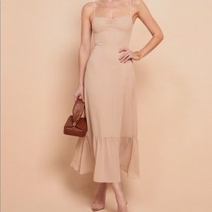 Reformation Emersyn Dress in Champagne Size 4 - like new!